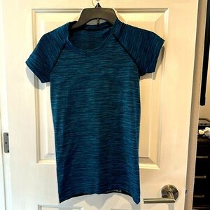 Lululemon SS Swiftly size 6